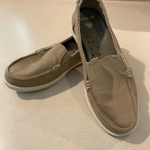 CROCS | Shoes | Crocs Tan Slipon Loafers Versatile Comfort  display picture 2